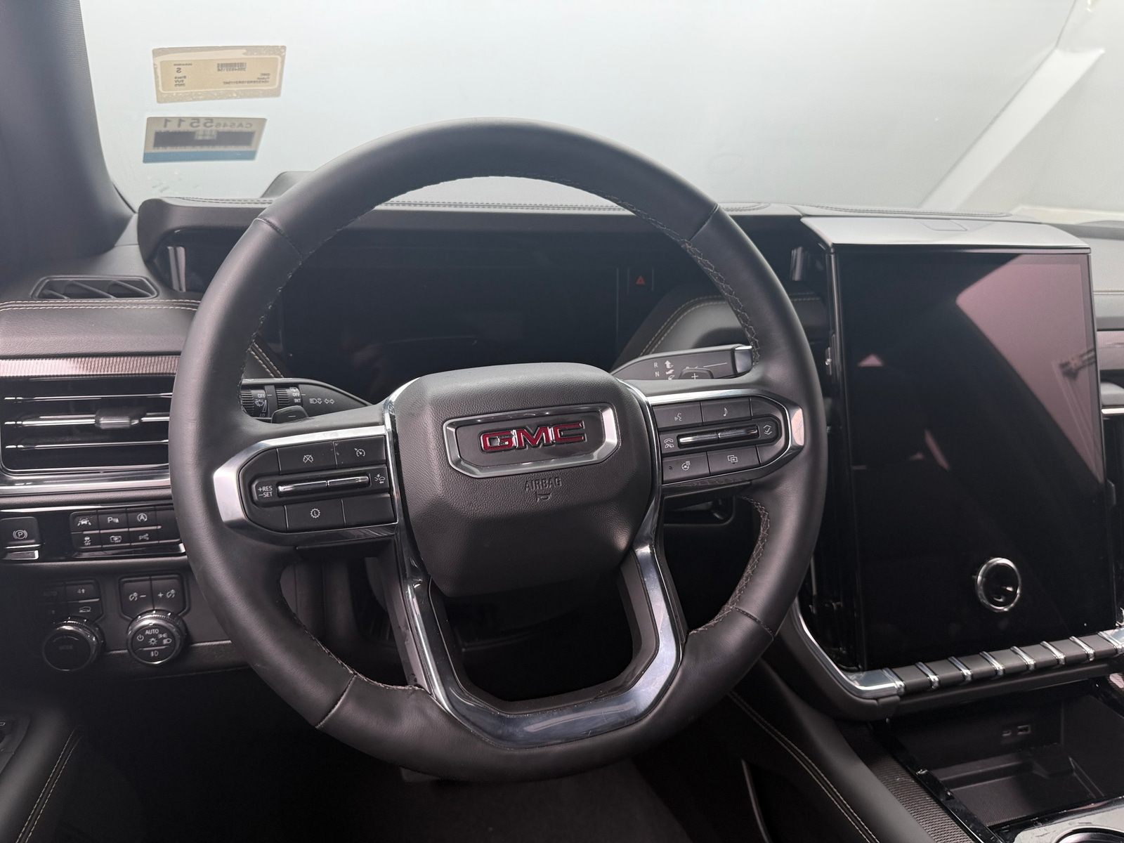Thumbnail: 2025 GMC Yukon - 4