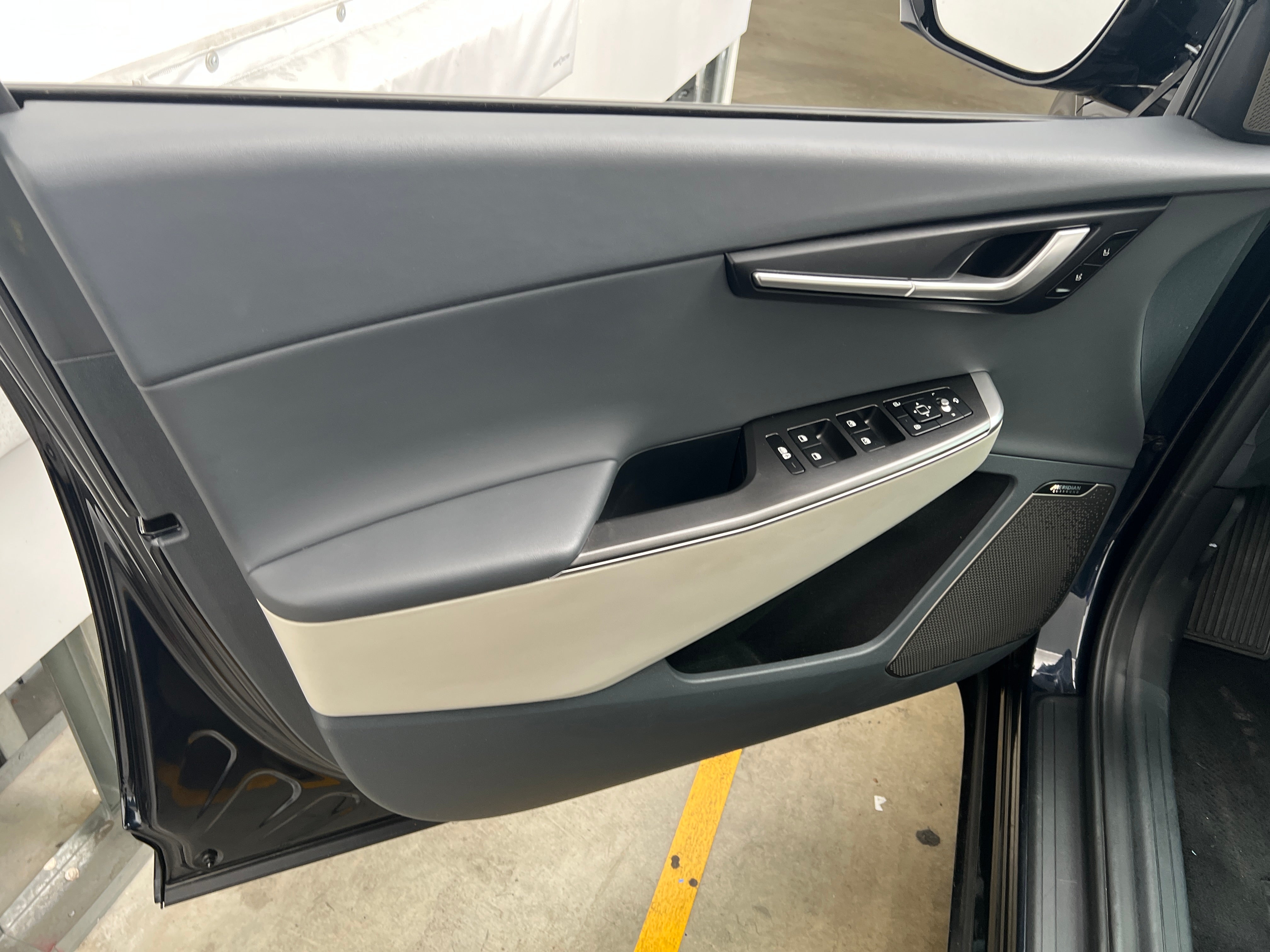 Used 2022 Kia EV6 Wind with VIN KNDC34LA1N5060198 for sale in Auburn, WA