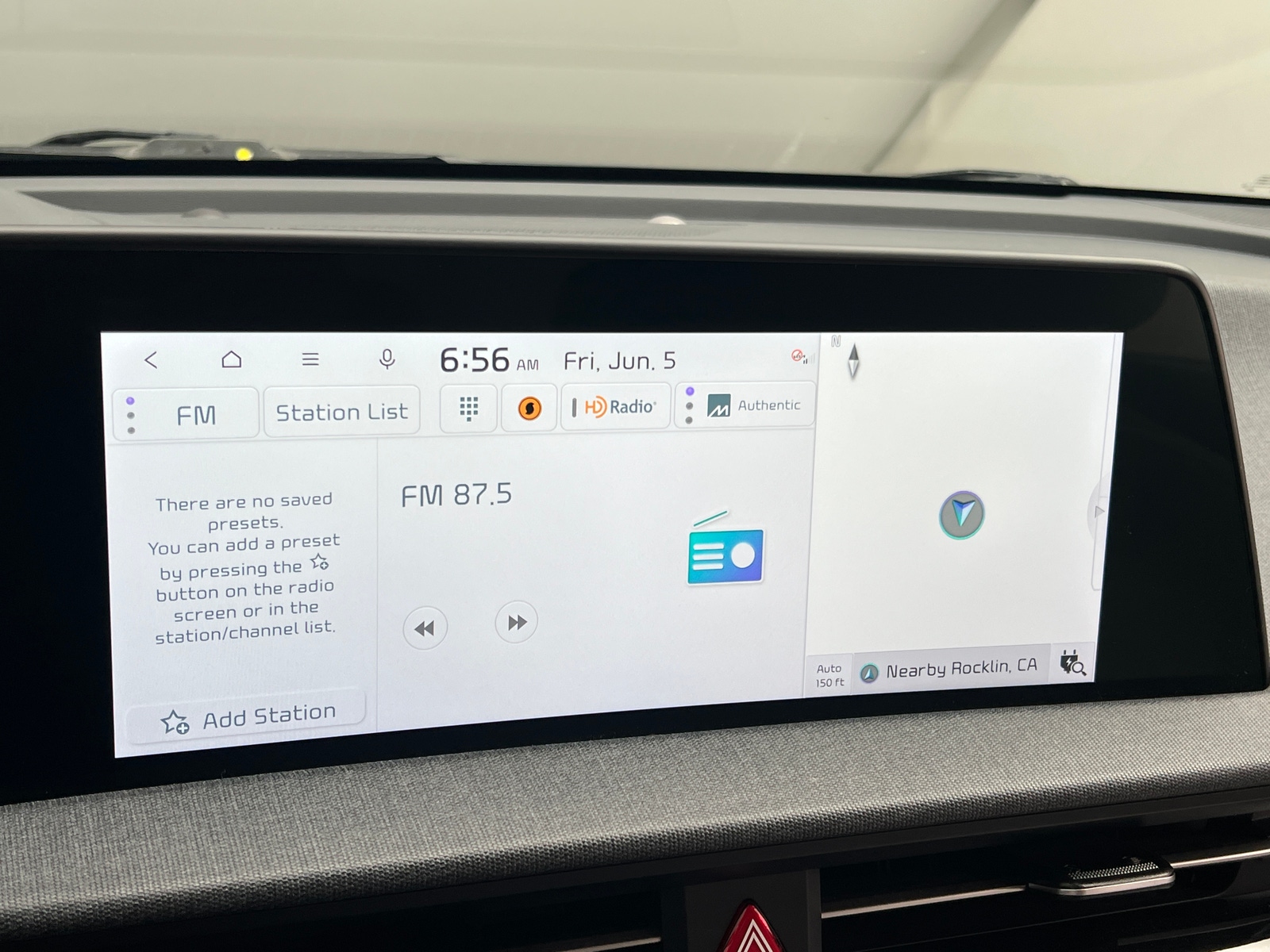 Thumbnail: 2022 Kia EV6 - 3