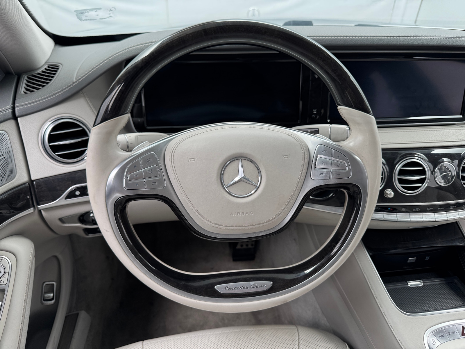 Thumbnail: 2016 Mercedes-Benz S-Class - 4