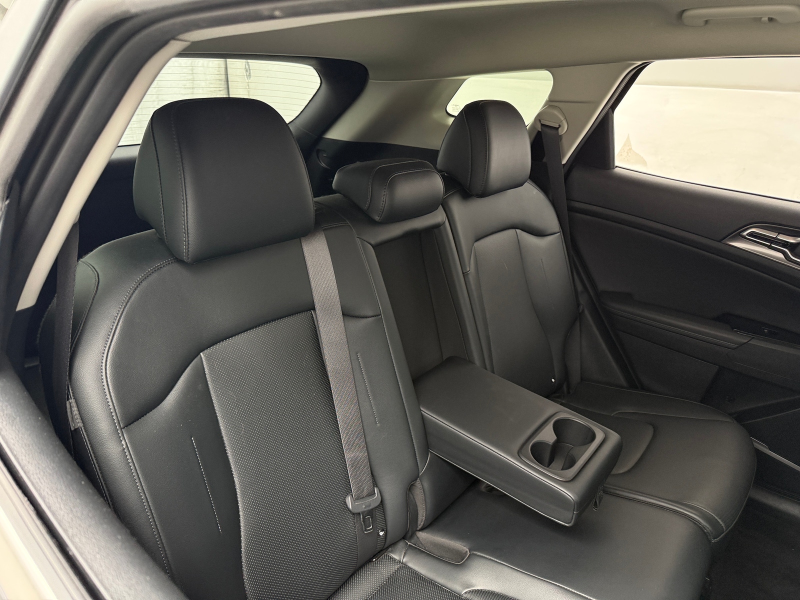 Thumbnail: 2024 Kia Sportage - 5