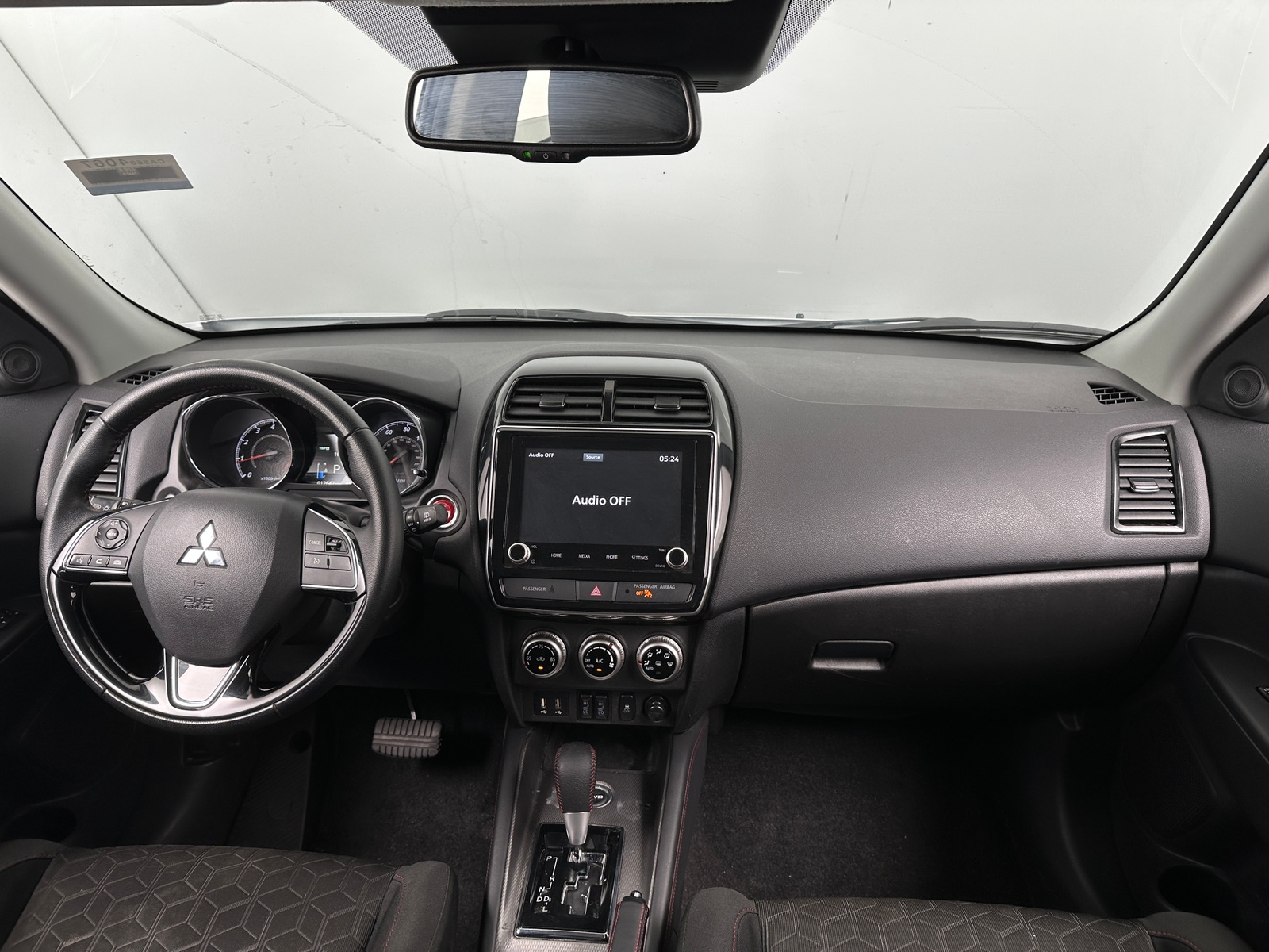 Thumbnail: 2024 Mitsubishi Outlander Sport - 3