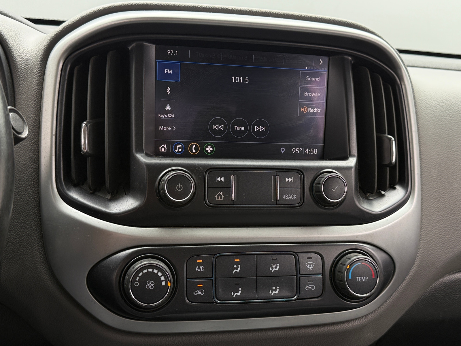 Thumbnail: 2020 Chevrolet Colorado - 4