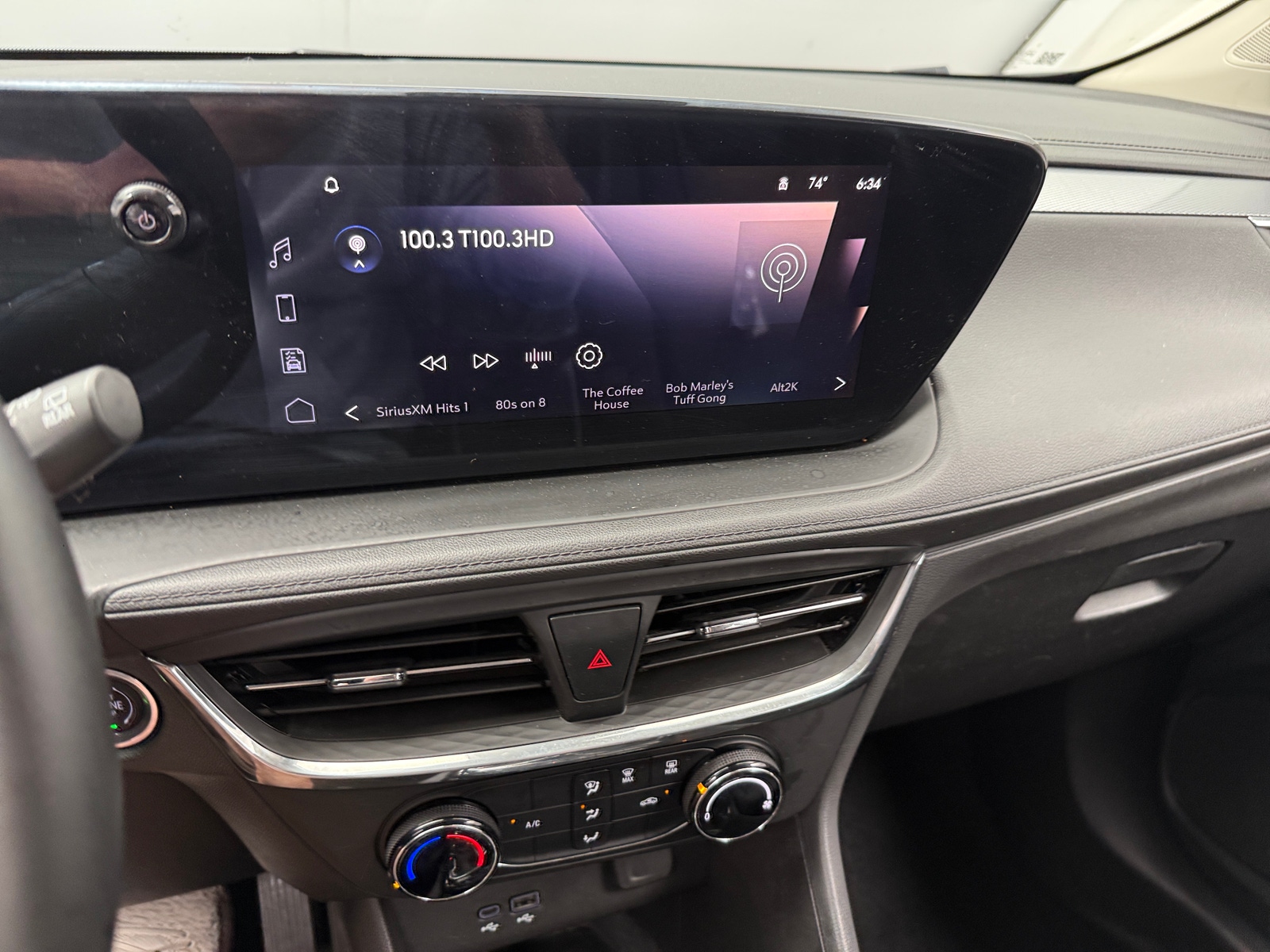 Thumbnail: 2025 Buick Encore GX - 3