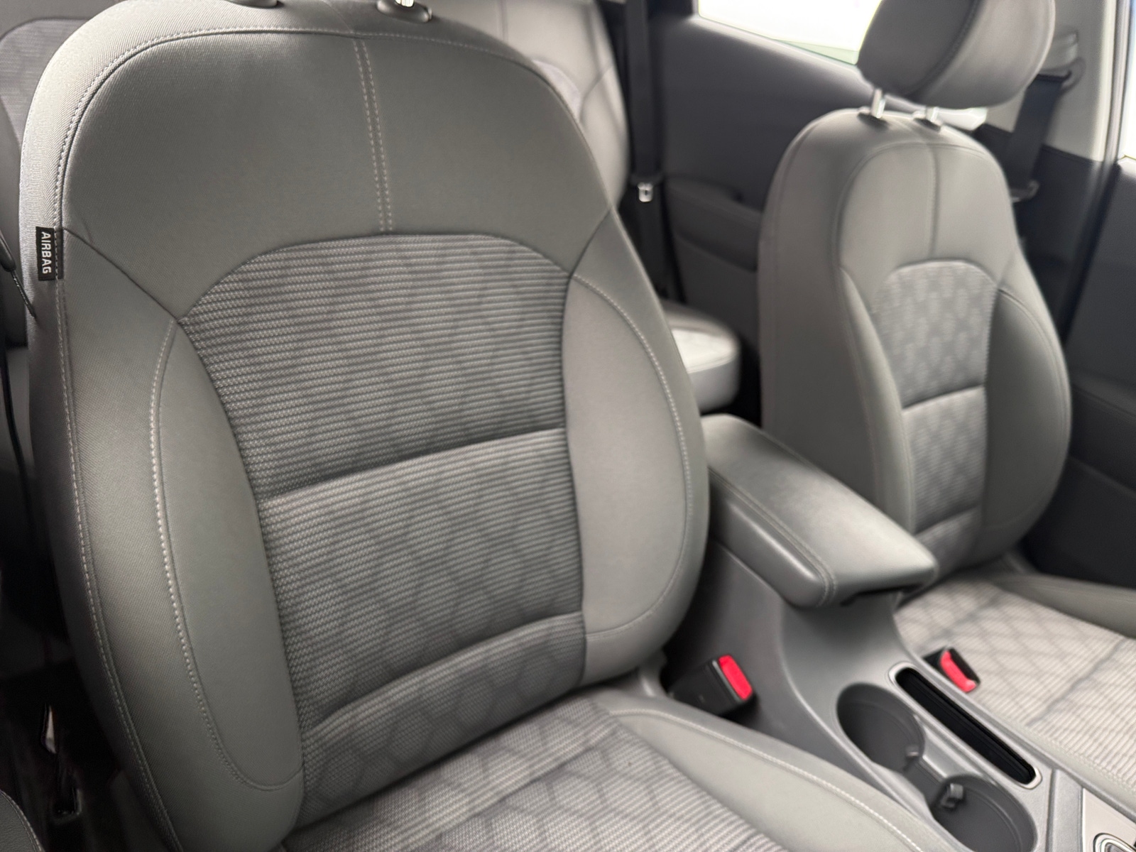 Thumbnail: 2020 Kia Niro - 2
