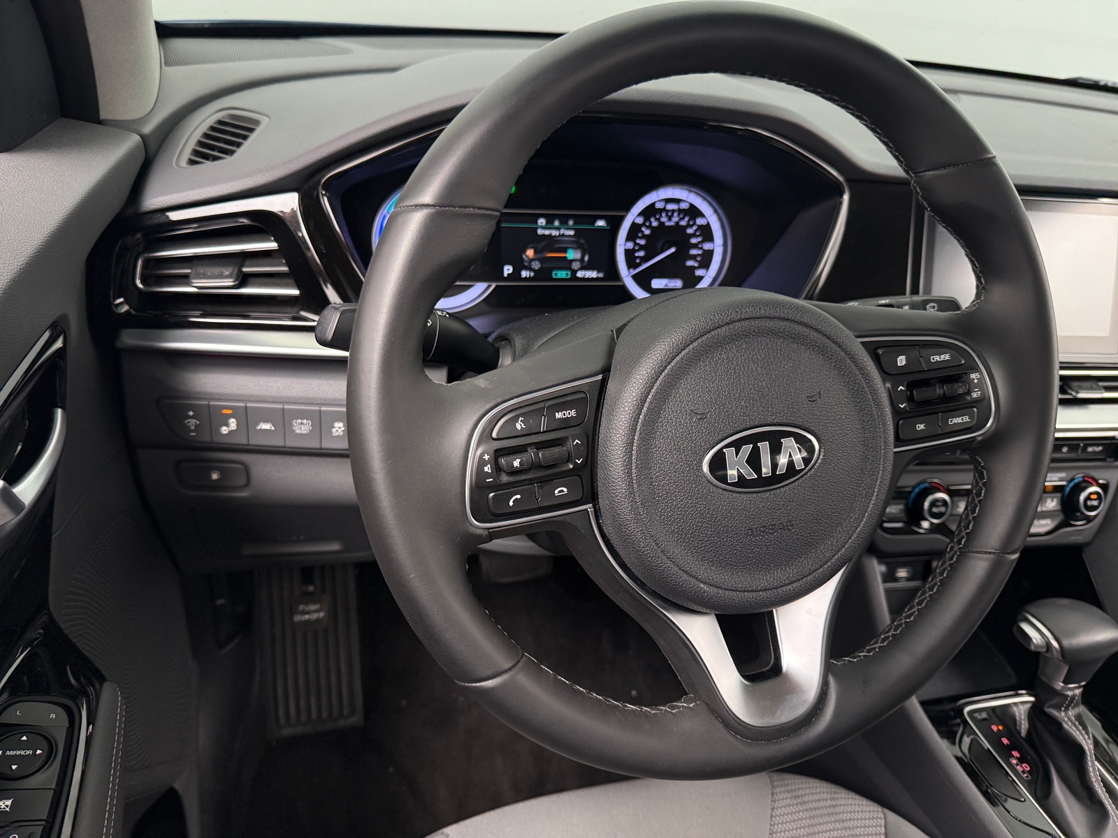 Thumbnail: 2020 Kia Niro - 5