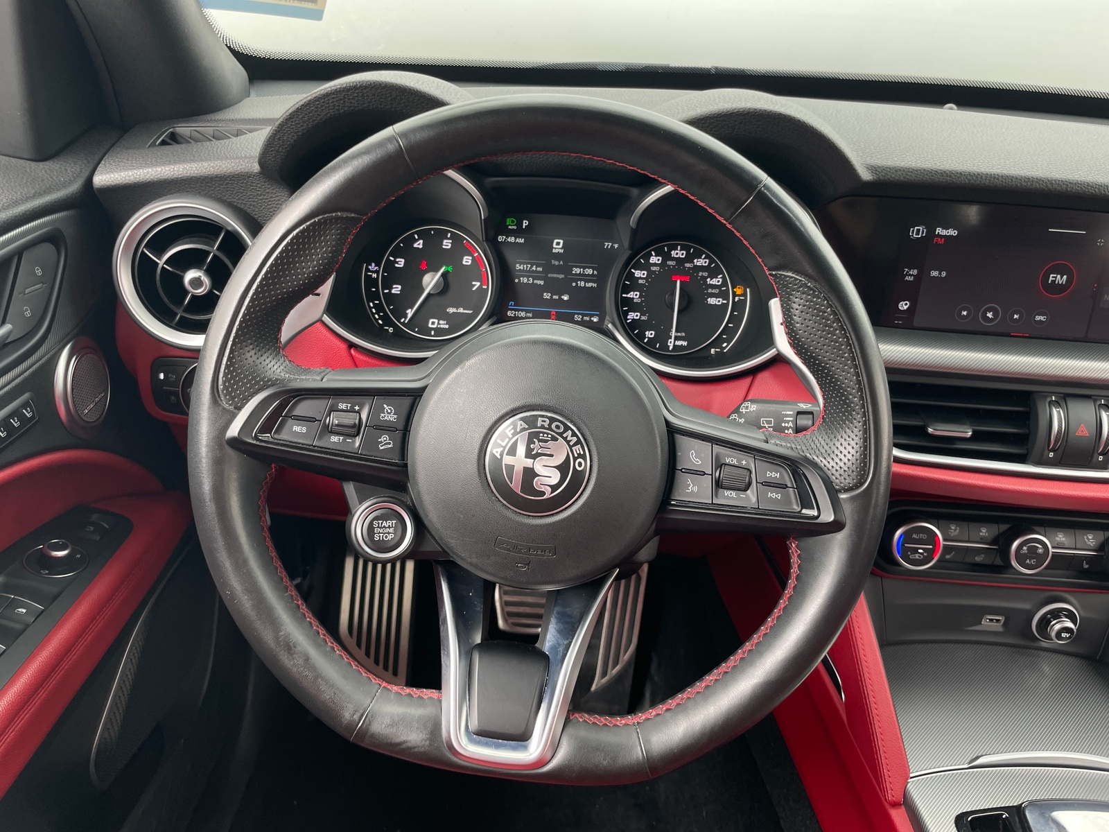 Thumbnail: 2020 Alfa Romeo Stelvio - 4