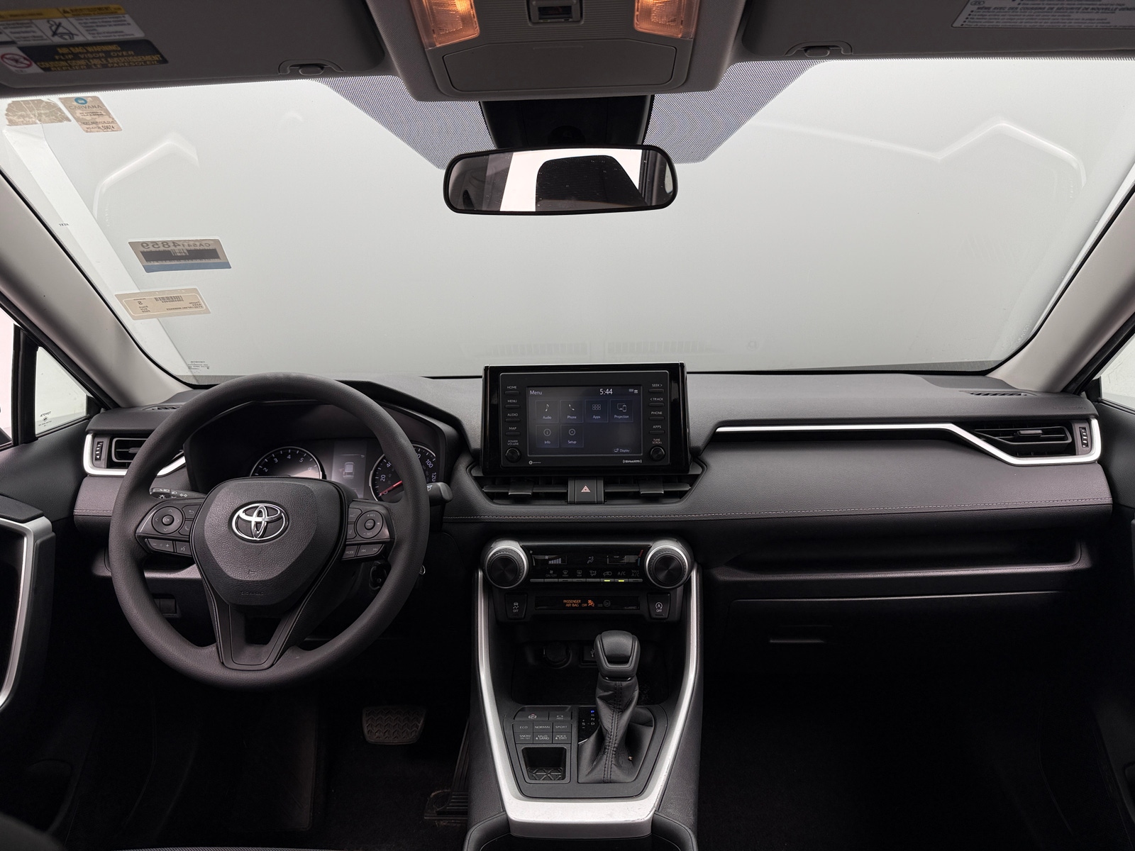 Thumbnail: 2020 Toyota RAV4 - 3