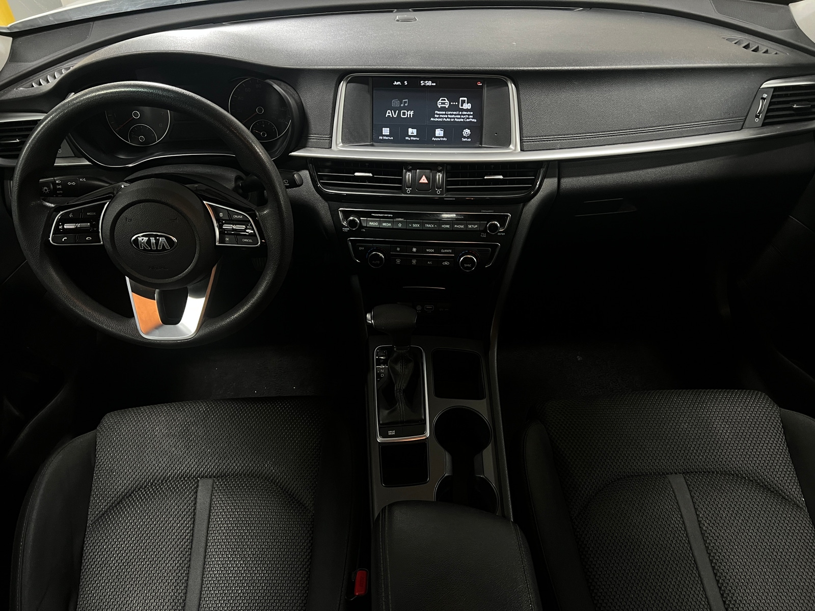 Thumbnail: 2020 Kia Optima - 3