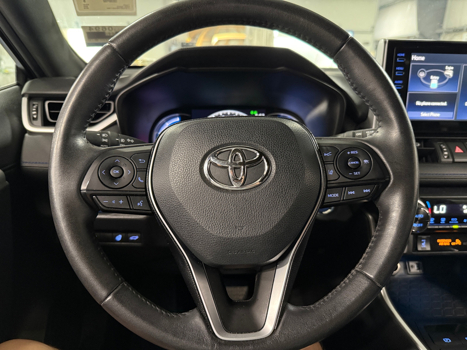 Thumbnail: 2019 Toyota RAV4 - 4