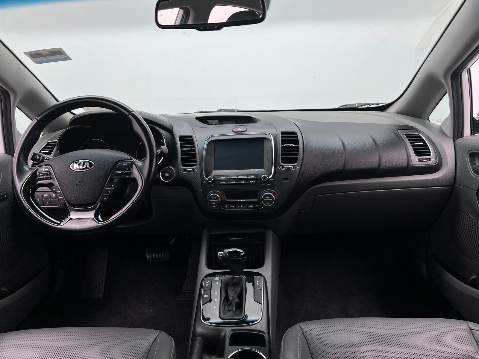 Thumbnail: 2018 Kia Forte - 2