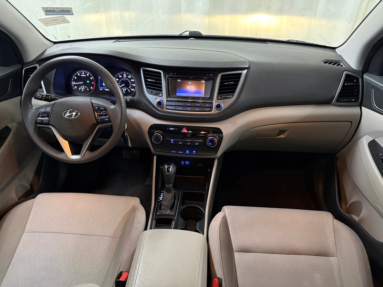 Thumbnail: 2016 Hyundai Tucson - 3