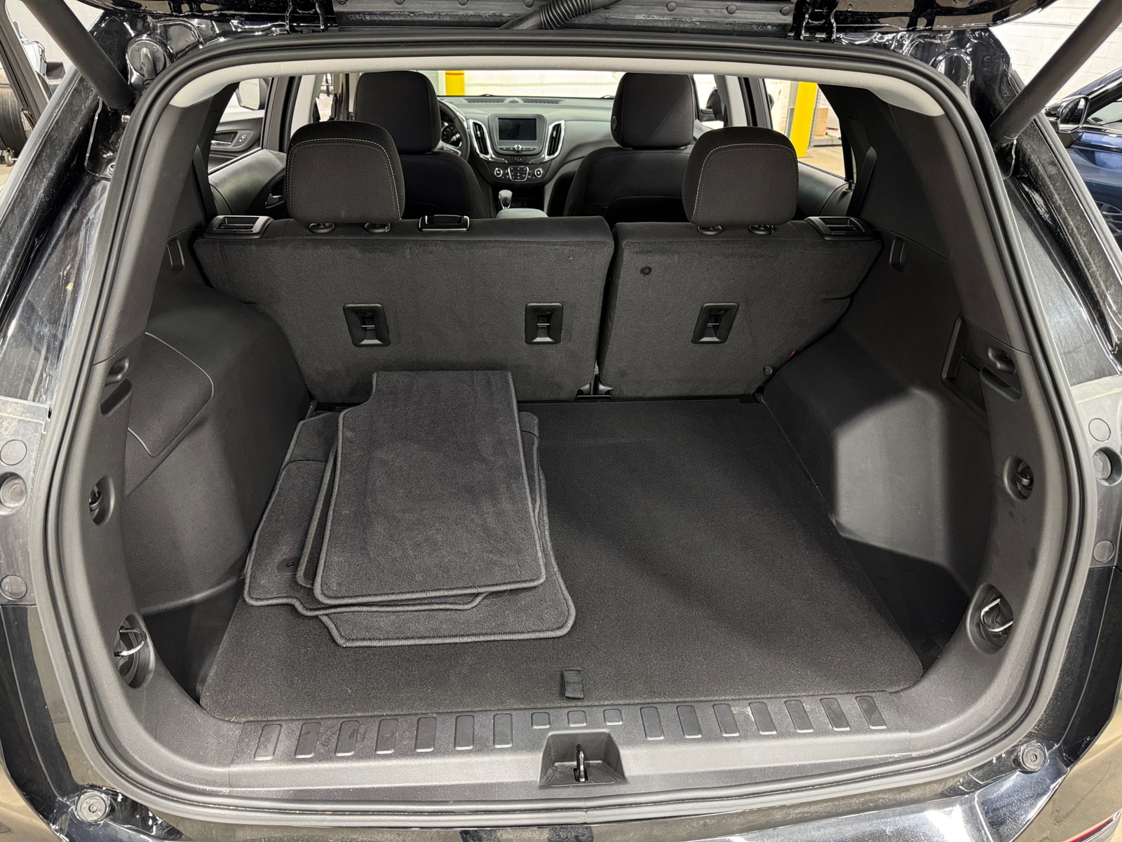 Thumbnail: 2023 Chevrolet Equinox - 7