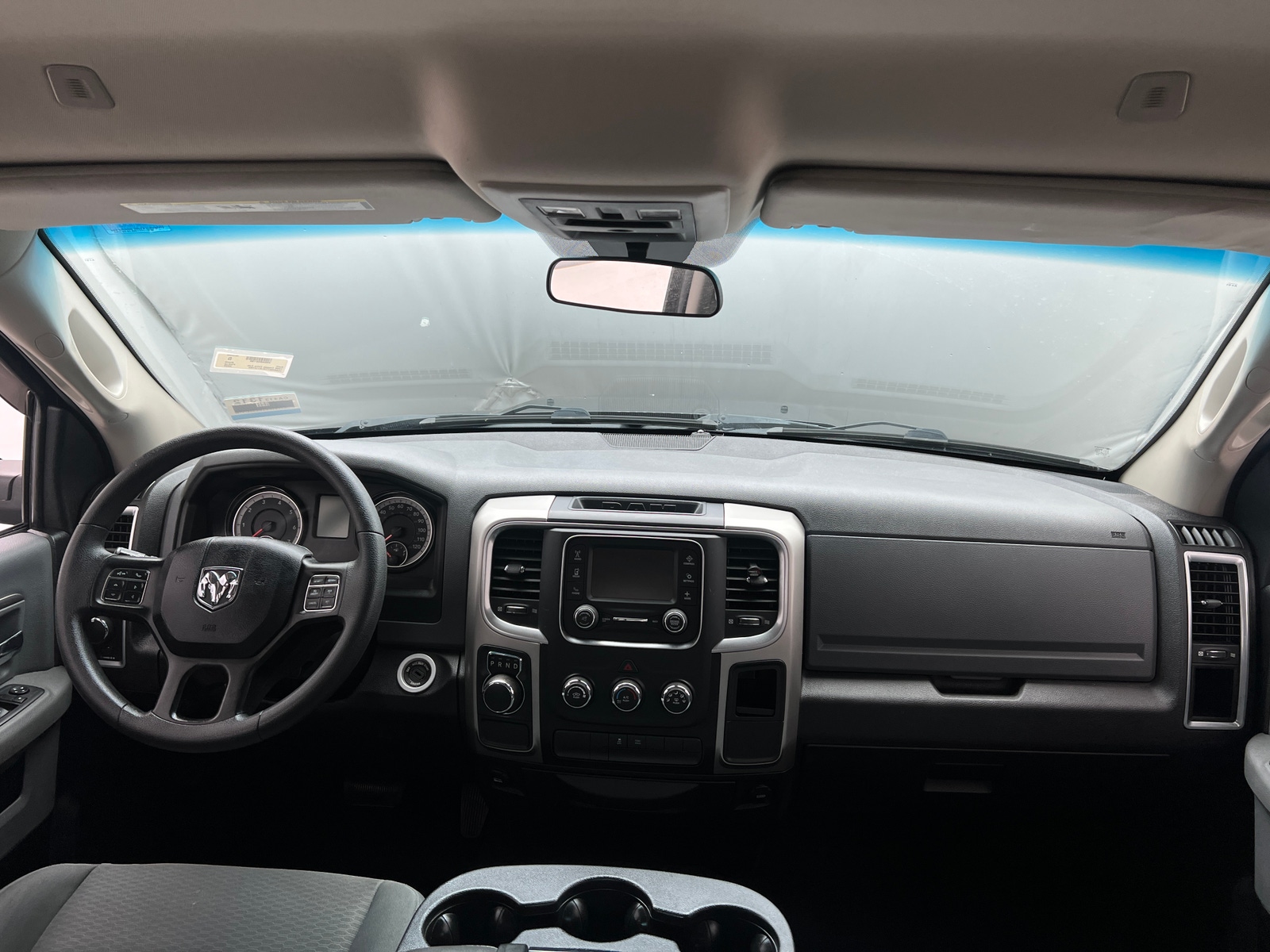 Thumbnail: 2020 RAM 1500 Classic - 3