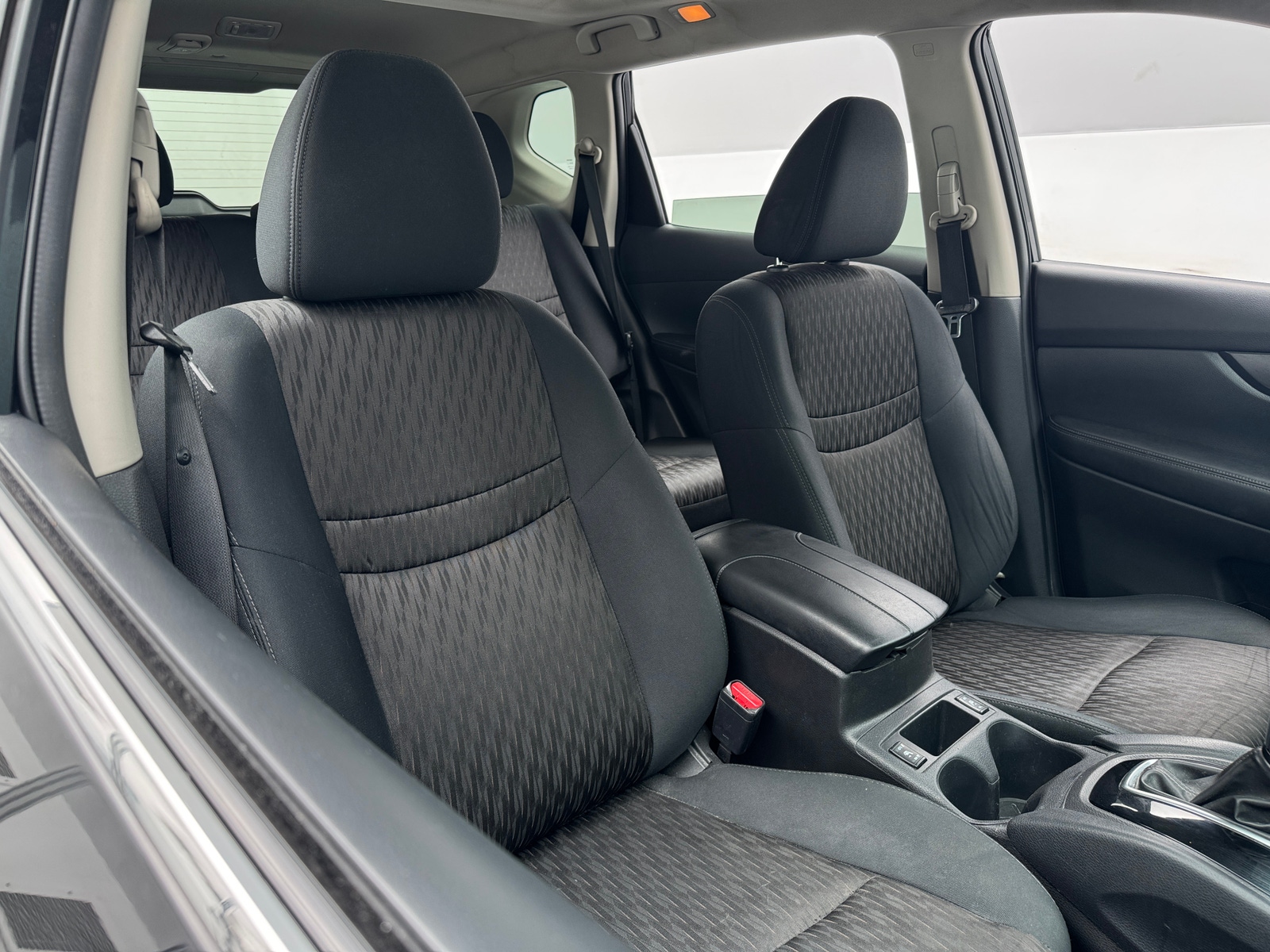 Thumbnail: 2017 Nissan Rogue - 2