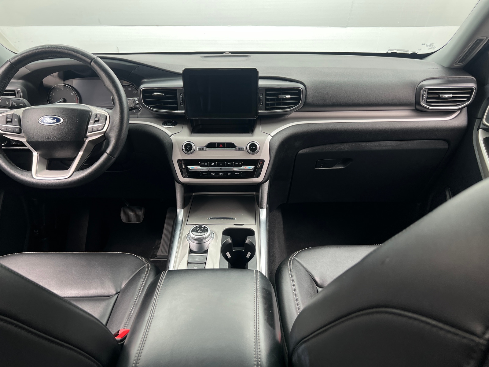 Thumbnail: 2023 Ford Explorer - 3