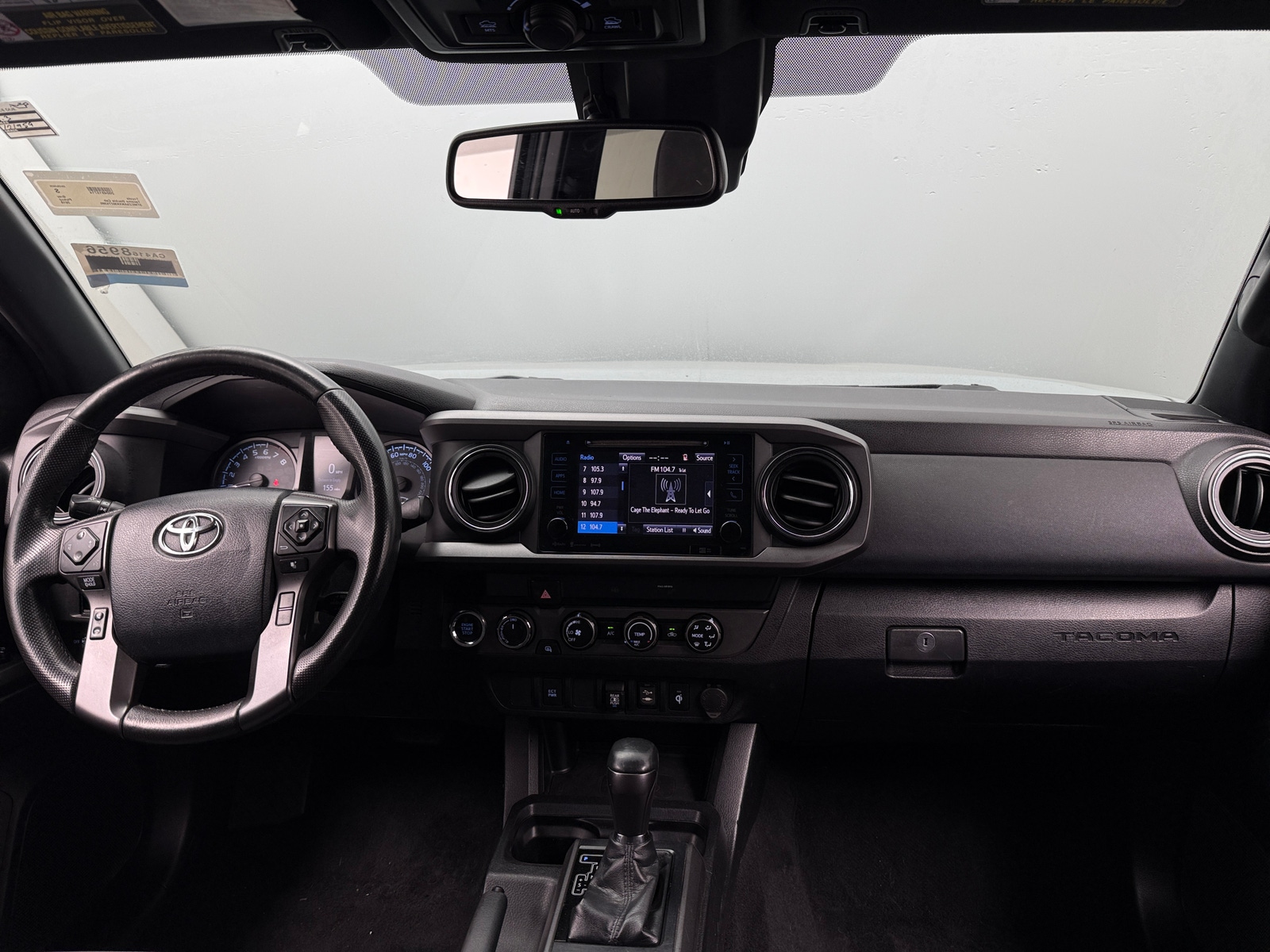 Thumbnail: 2019 Toyota Tacoma - 3