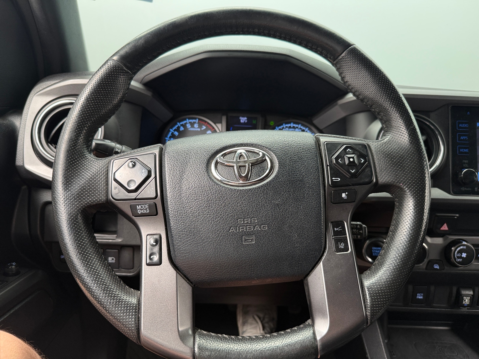 Thumbnail: 2019 Toyota Tacoma - 5