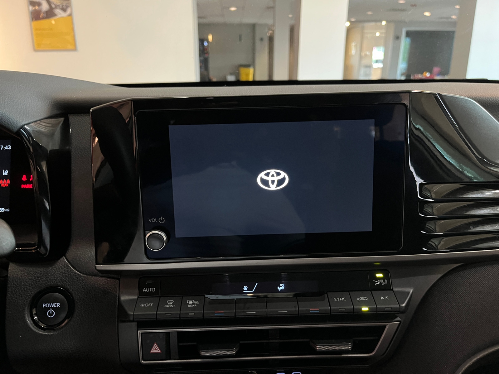 Thumbnail: 2025 Toyota Camry - 4
