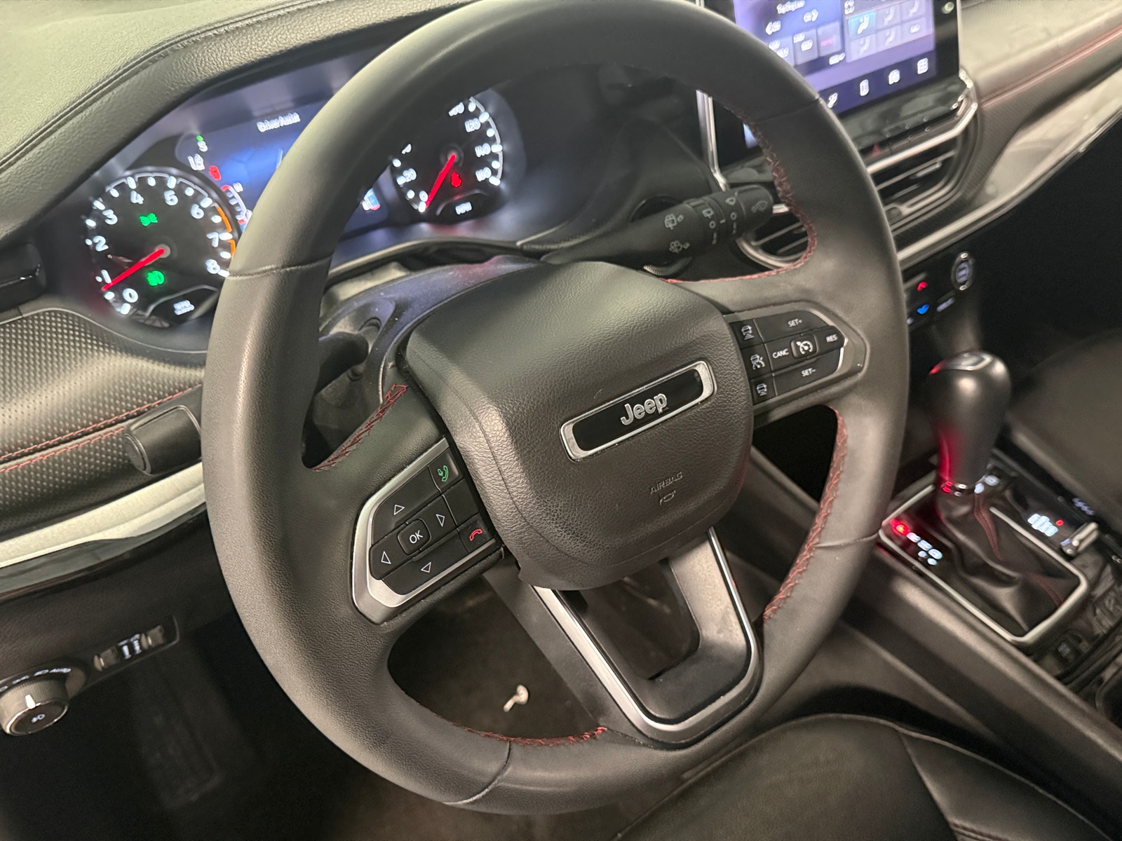 Thumbnail: 2022 Jeep Compass - 4