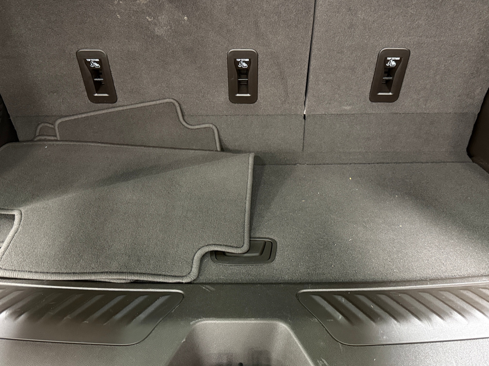 Thumbnail: 2025 GMC Yukon - 6