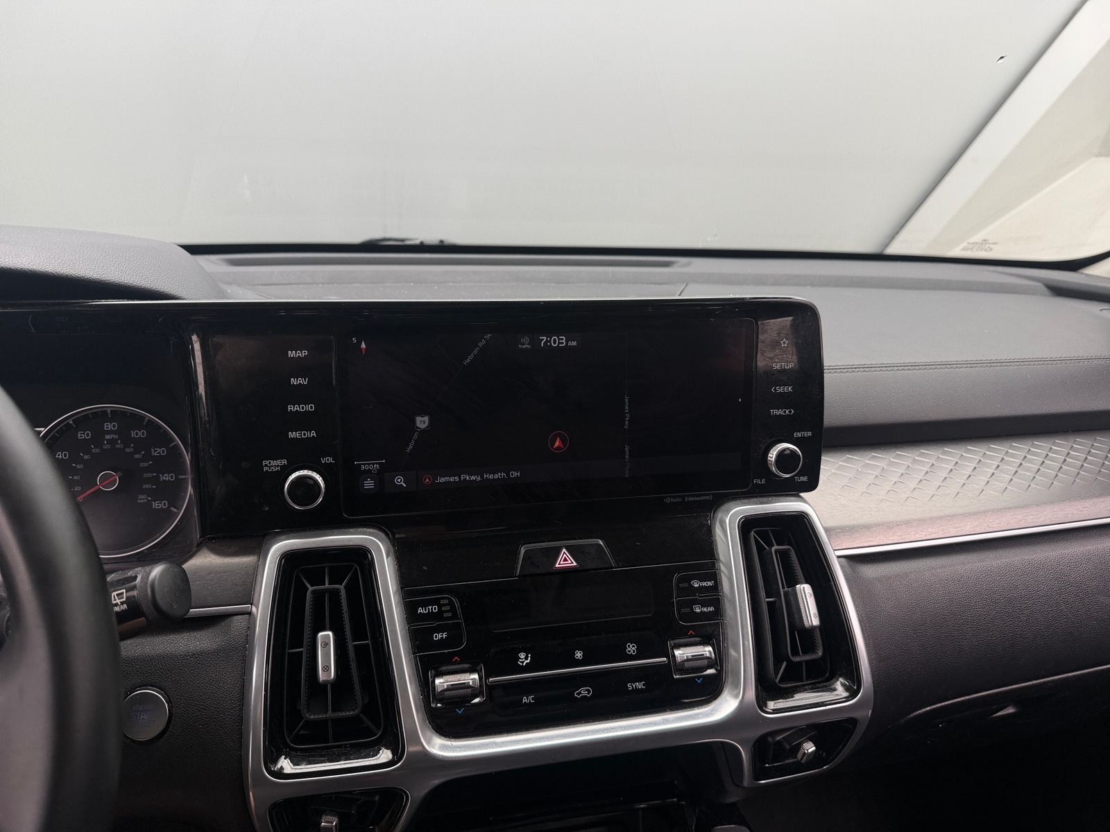 Thumbnail: 2021 Kia Sorento - 3