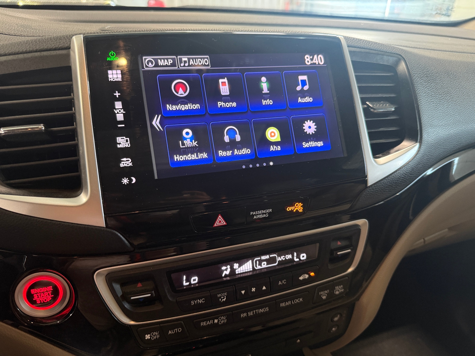 Thumbnail: 2016 Honda Pilot - 3