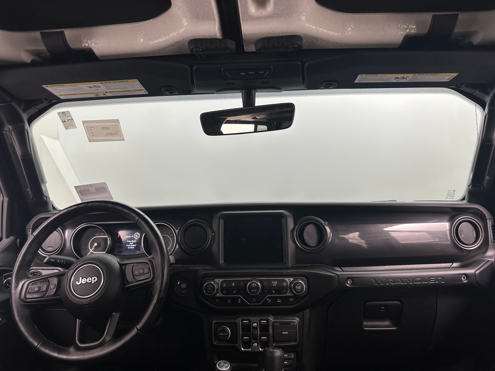Thumbnail: 2022 Jeep Wrangler - 3