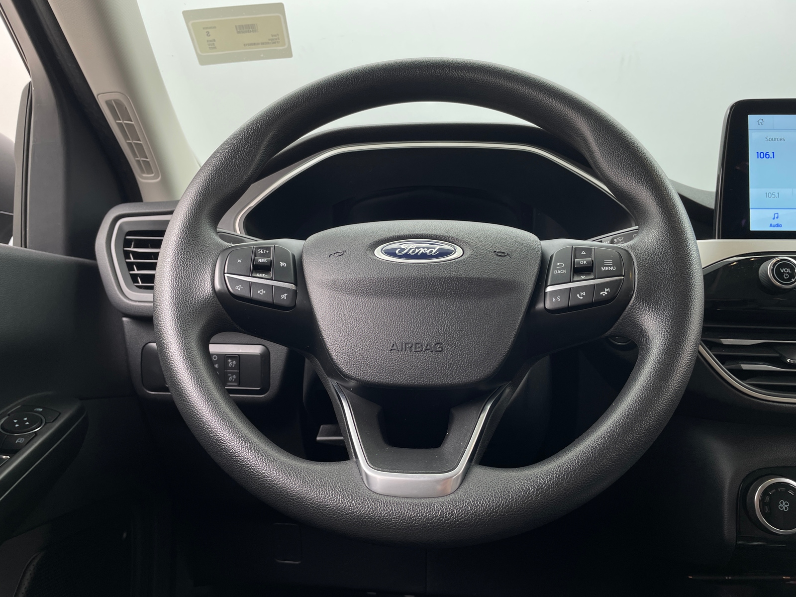Thumbnail: 2022 Ford Escape - 5
