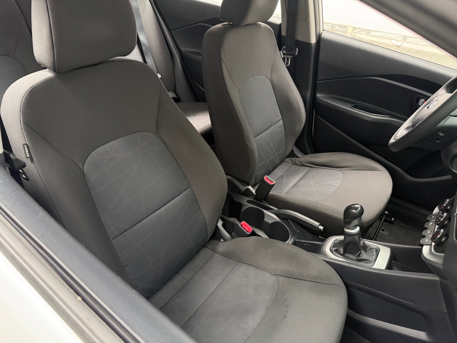 Thumbnail: 2017 Kia Rio - 2