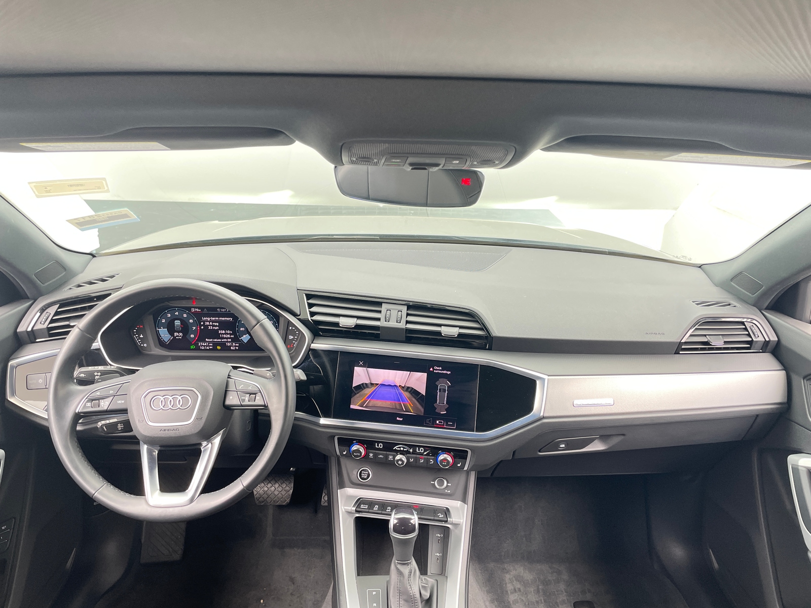 Thumbnail: 2022 Audi Q3 - 2