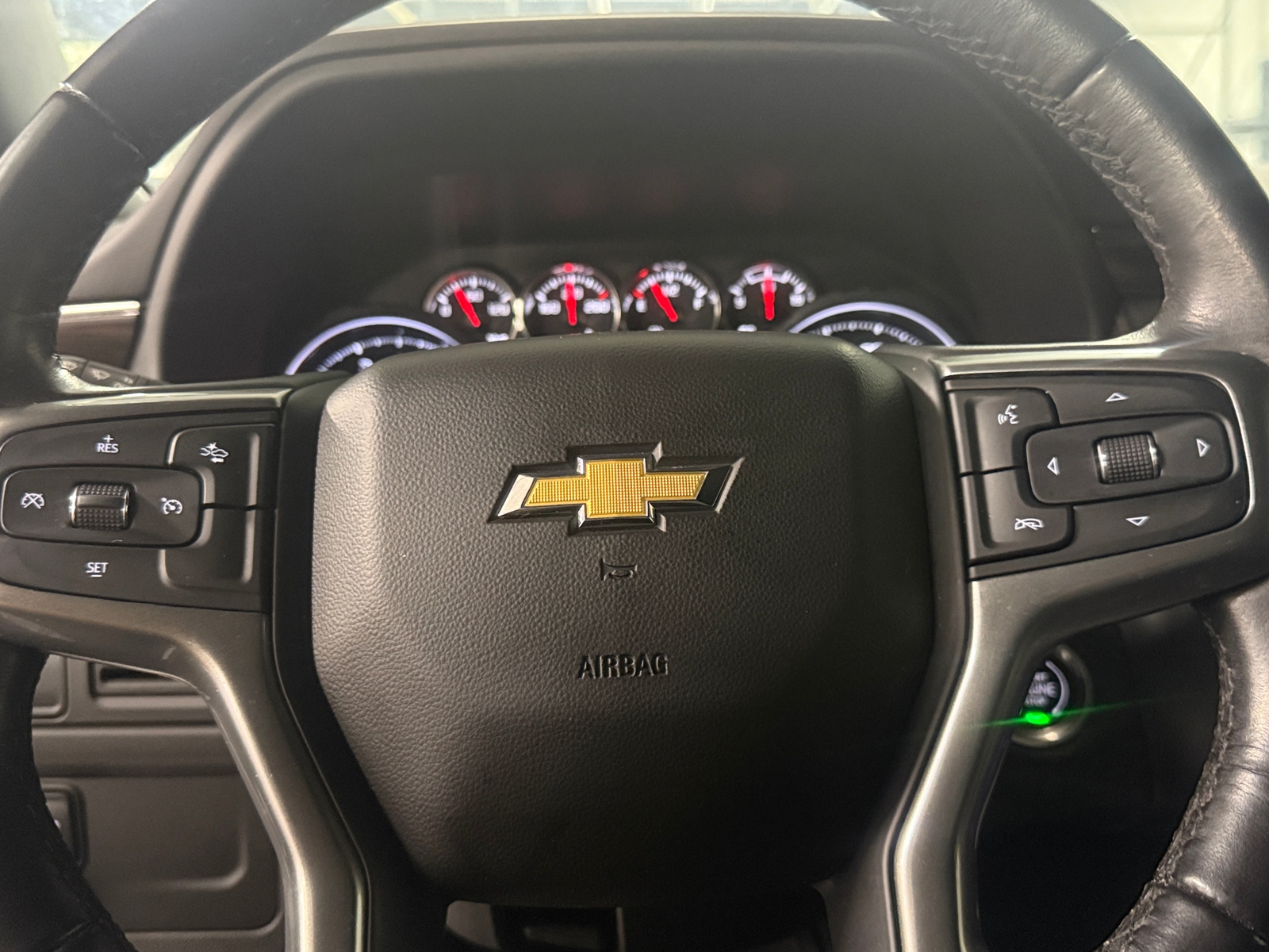 Thumbnail: 2023 Chevrolet Tahoe - 5