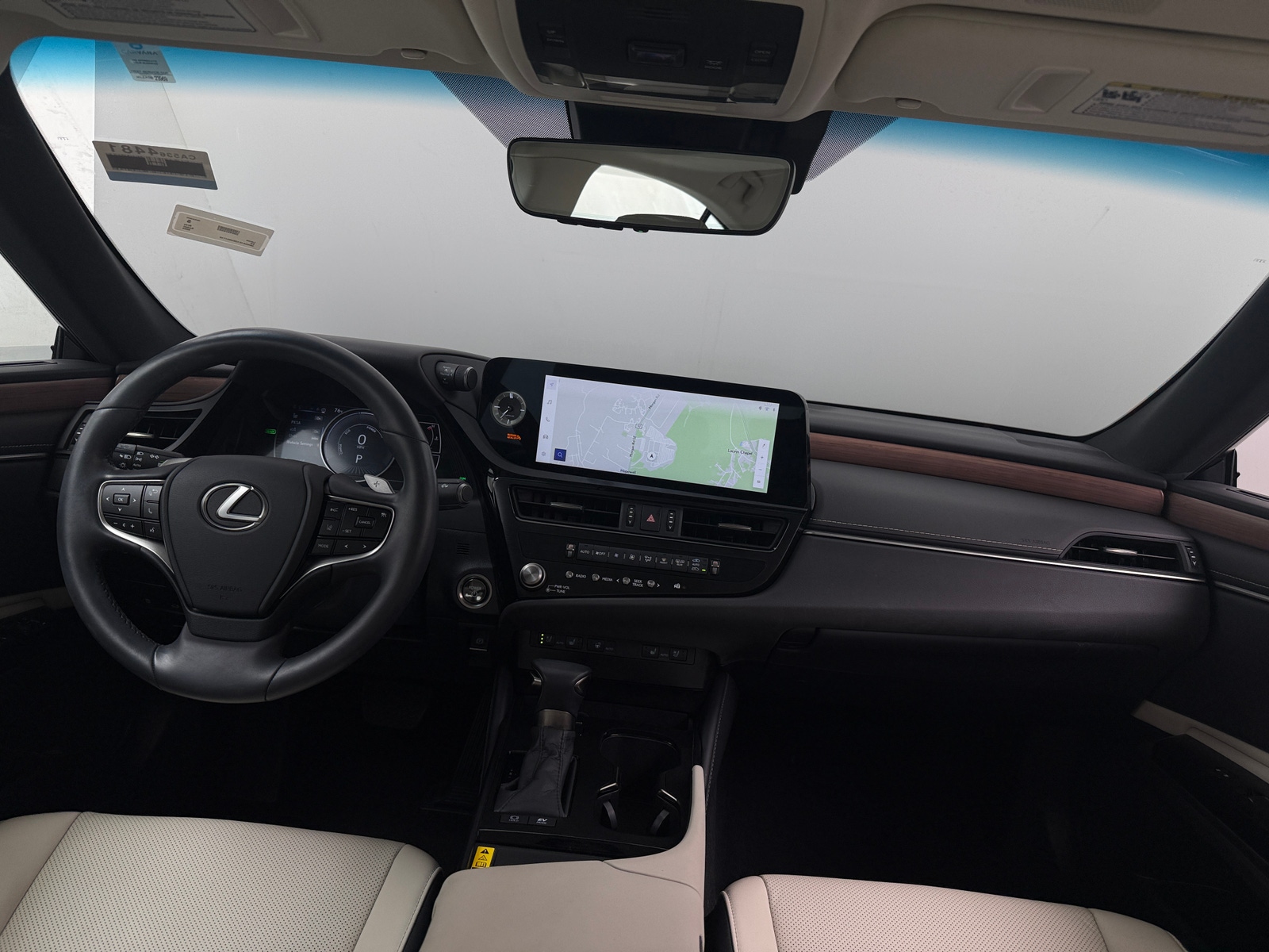 Thumbnail: 2025 Lexus ES - 3