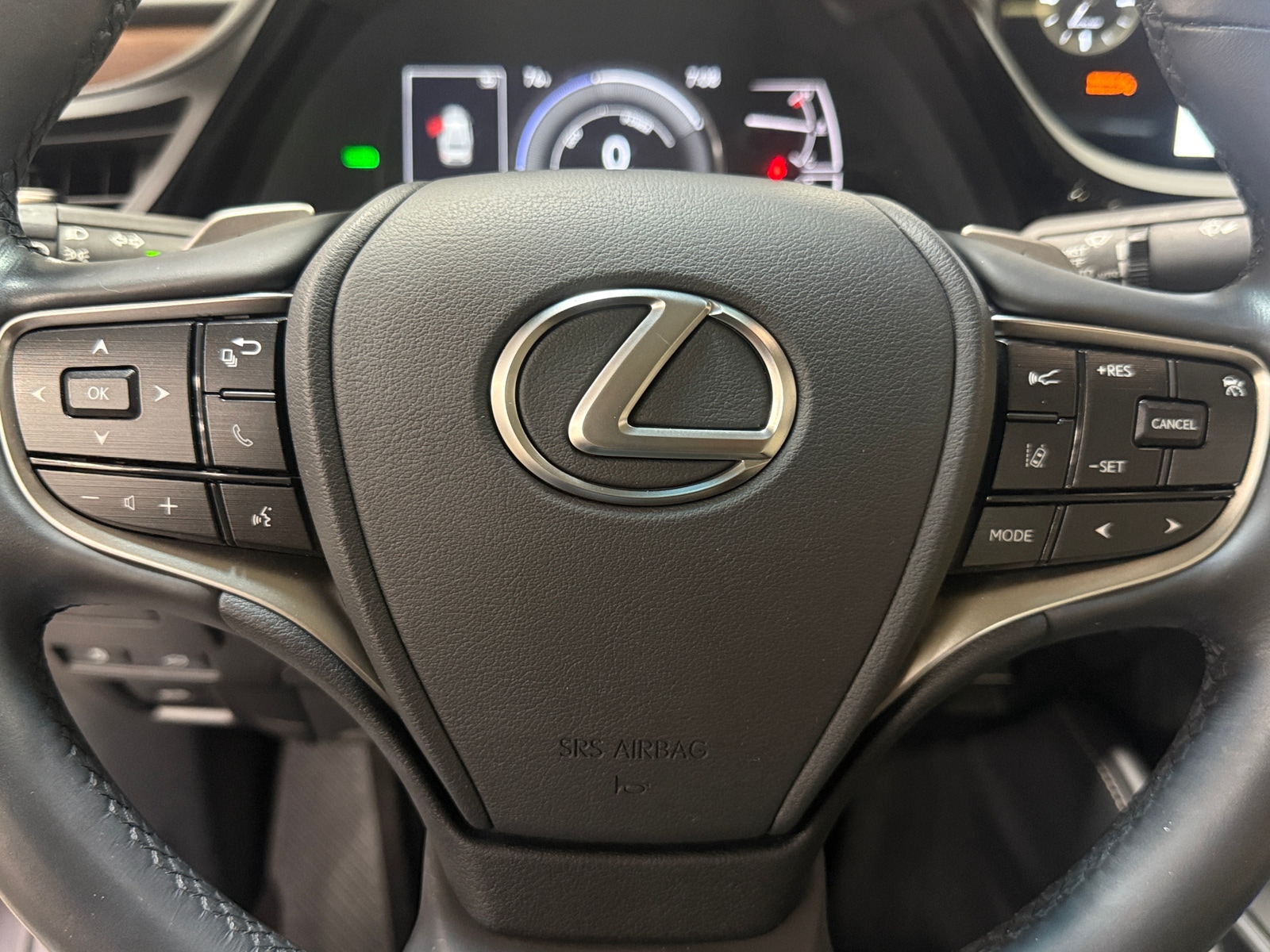 Thumbnail: 2025 Lexus ES - 5