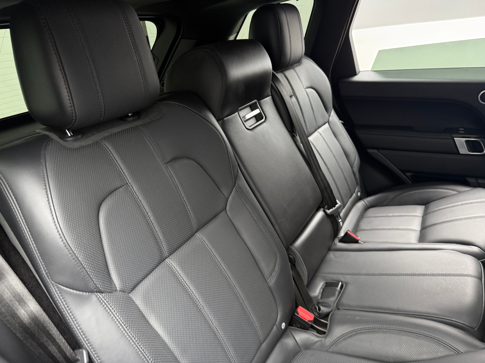 Thumbnail: 2017 Land Rover Range Rover Sport - 5