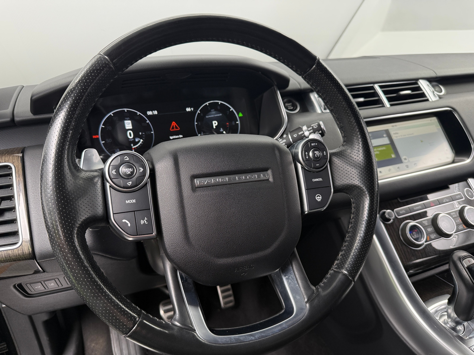 Thumbnail: 2017 Land Rover Range Rover Sport - 4