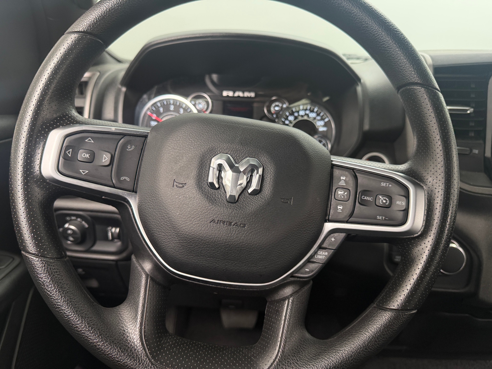 Thumbnail: 2025 RAM 1500 - 5