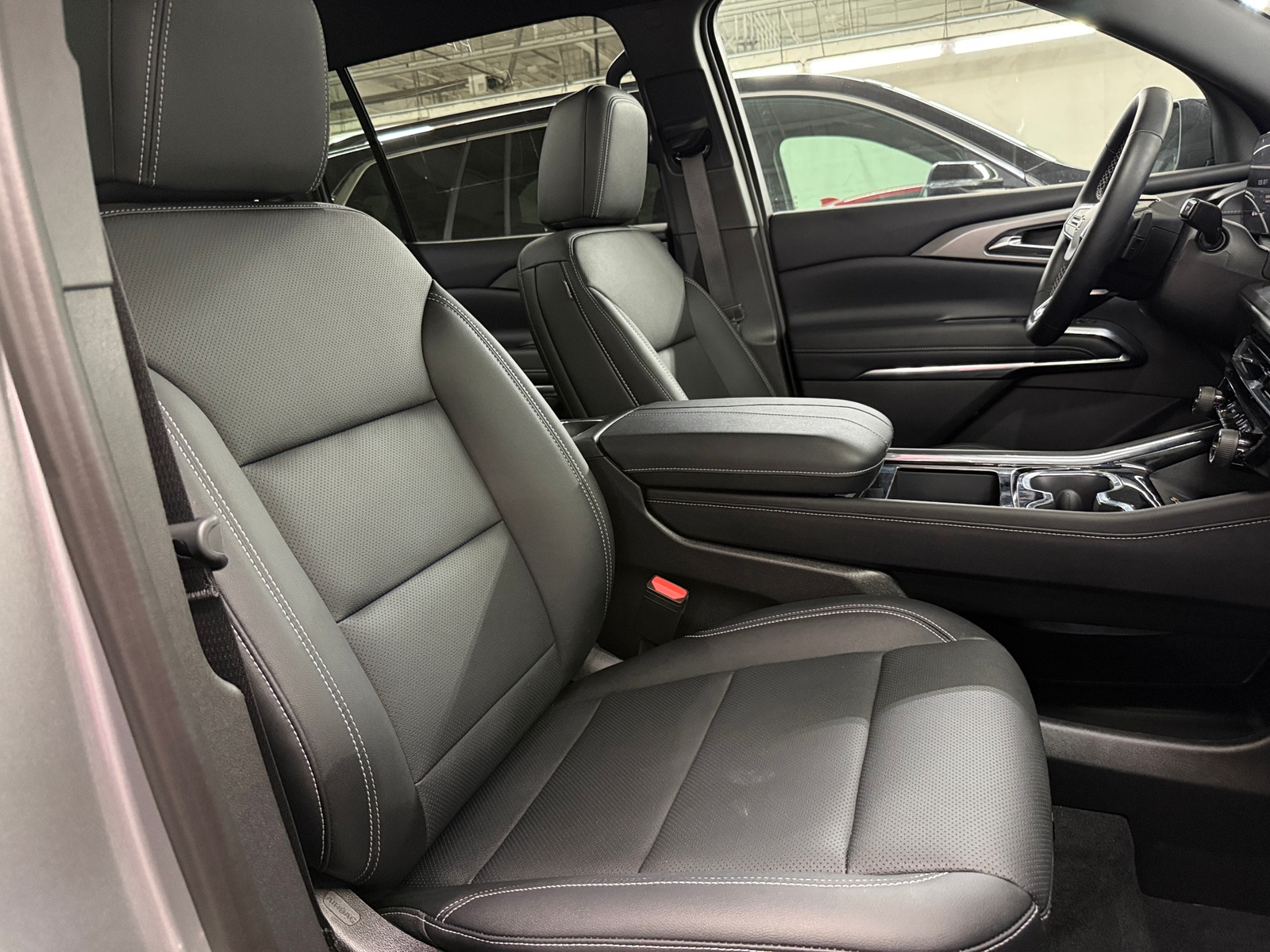 Thumbnail: 2026 Chevrolet Traverse - 2