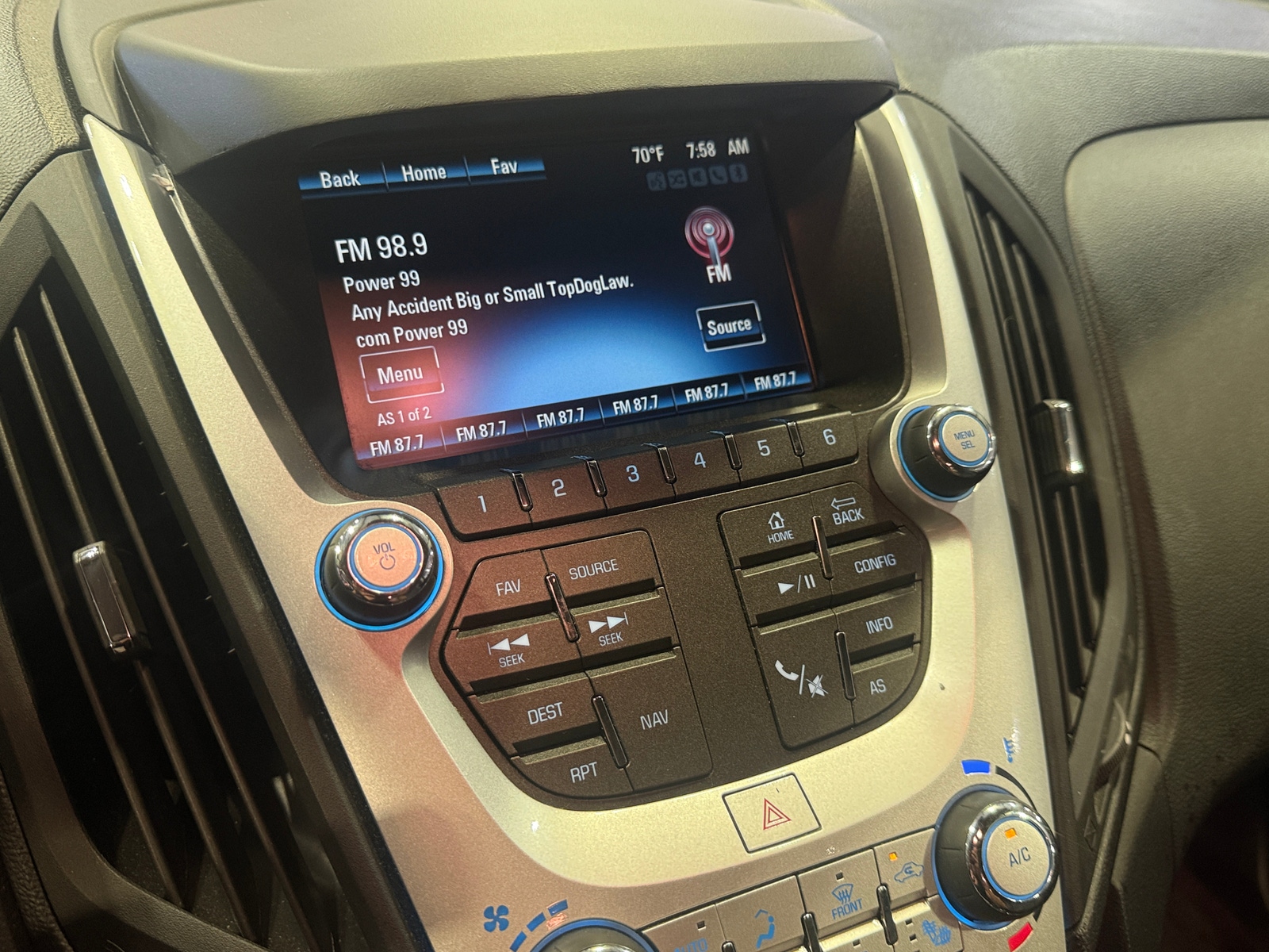Thumbnail: 2016 Chevrolet Equinox - 3