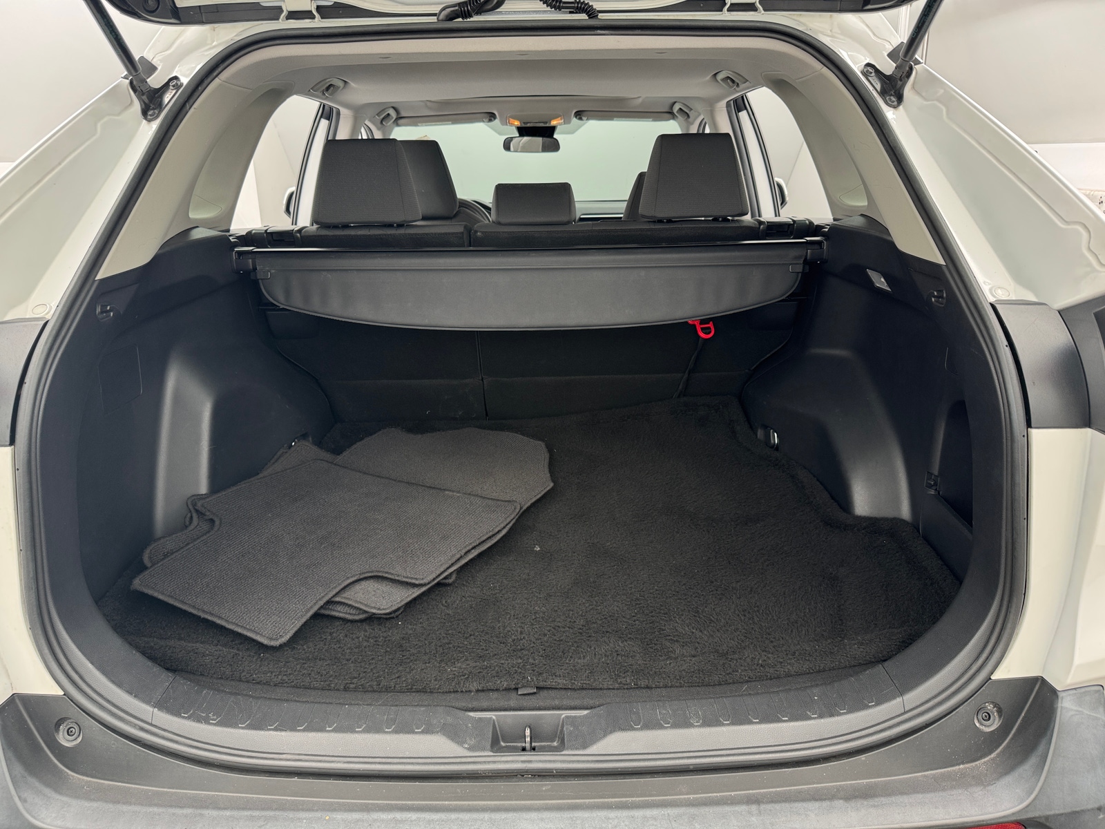 Thumbnail: 2019 Toyota RAV4 - 7