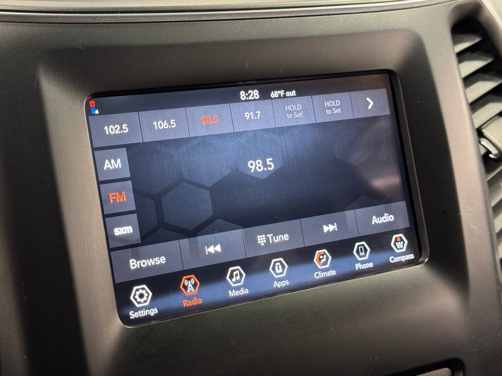 Thumbnail: 2019 Jeep Cherokee - 4