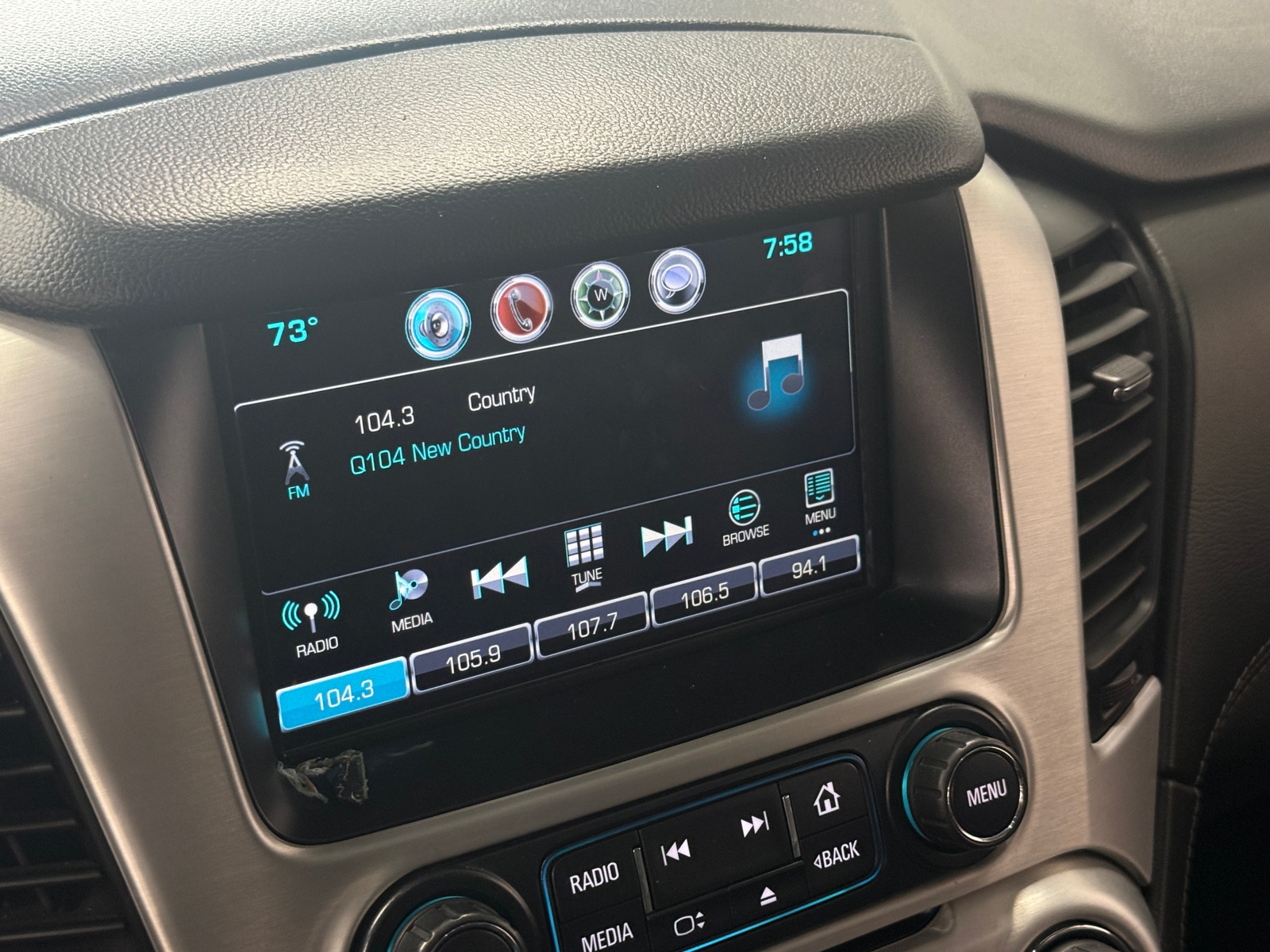 Thumbnail: 2020 GMC Yukon XL - 3