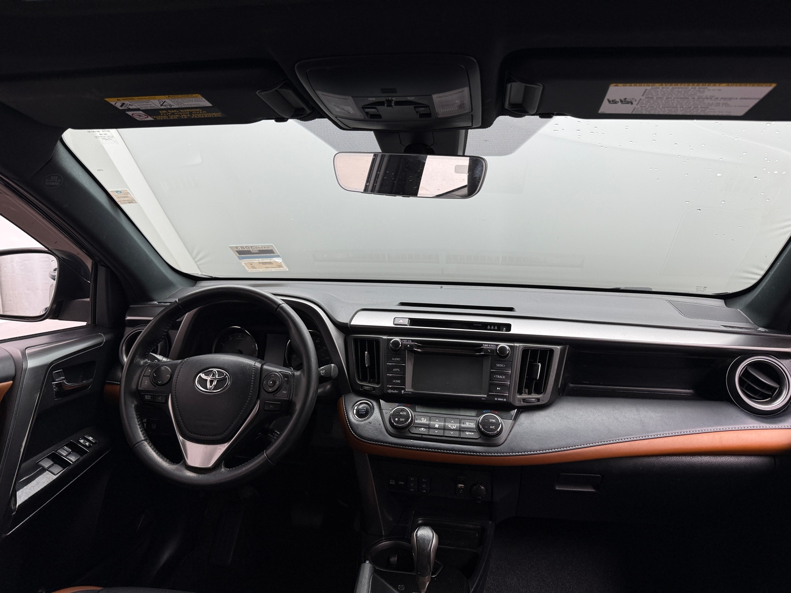 Thumbnail: 2018 Toyota RAV4 - 2