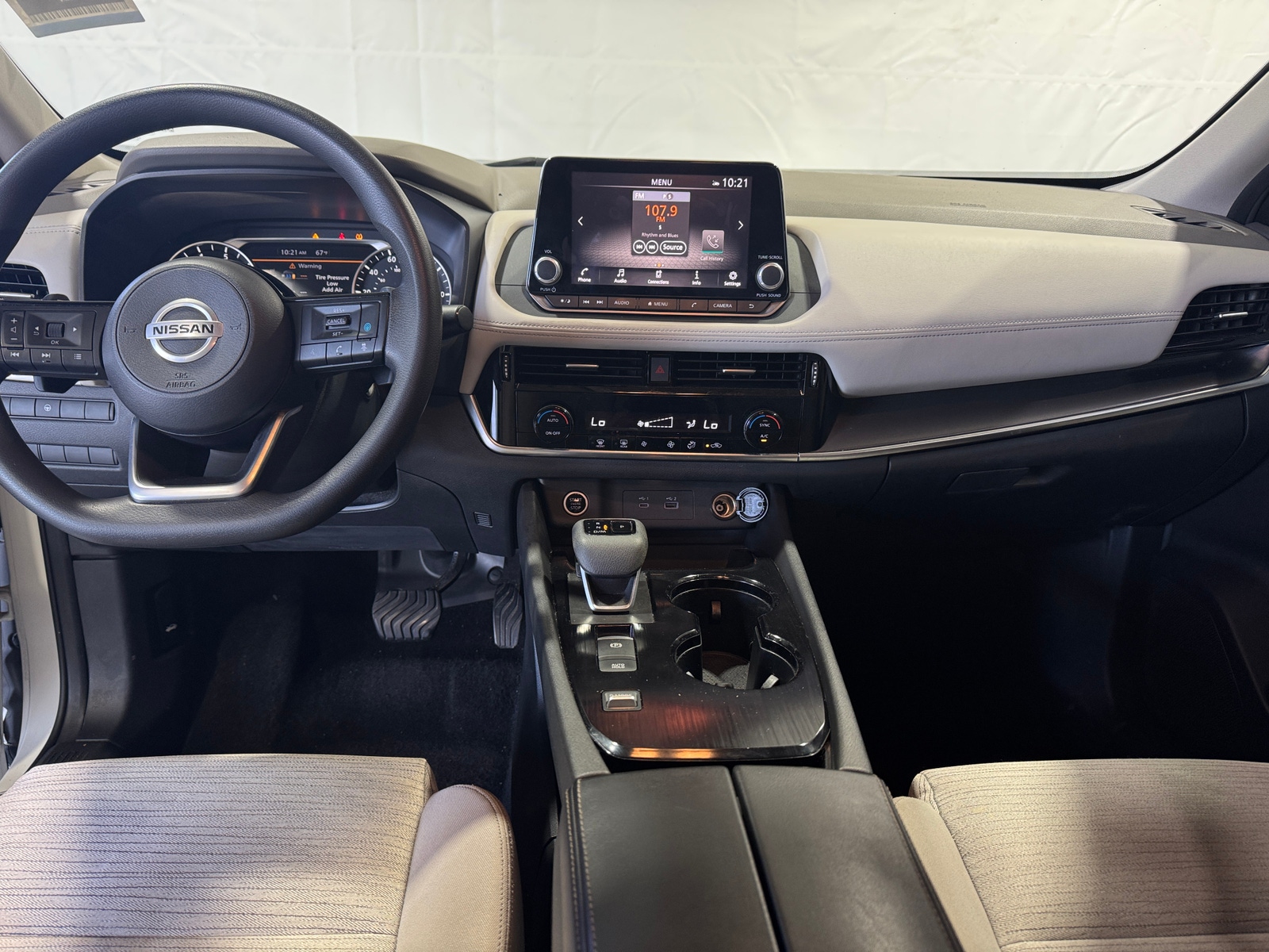 Thumbnail: 2021 Nissan Rogue - 3
