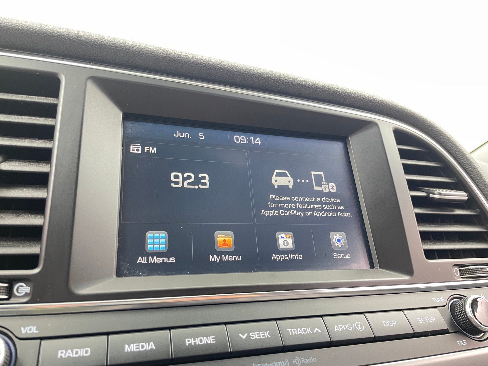 Thumbnail: 2017 Hyundai Elantra - 4