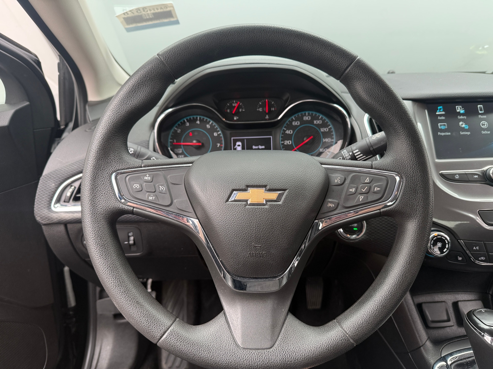 Thumbnail: 2018 Chevrolet Cruze - 5