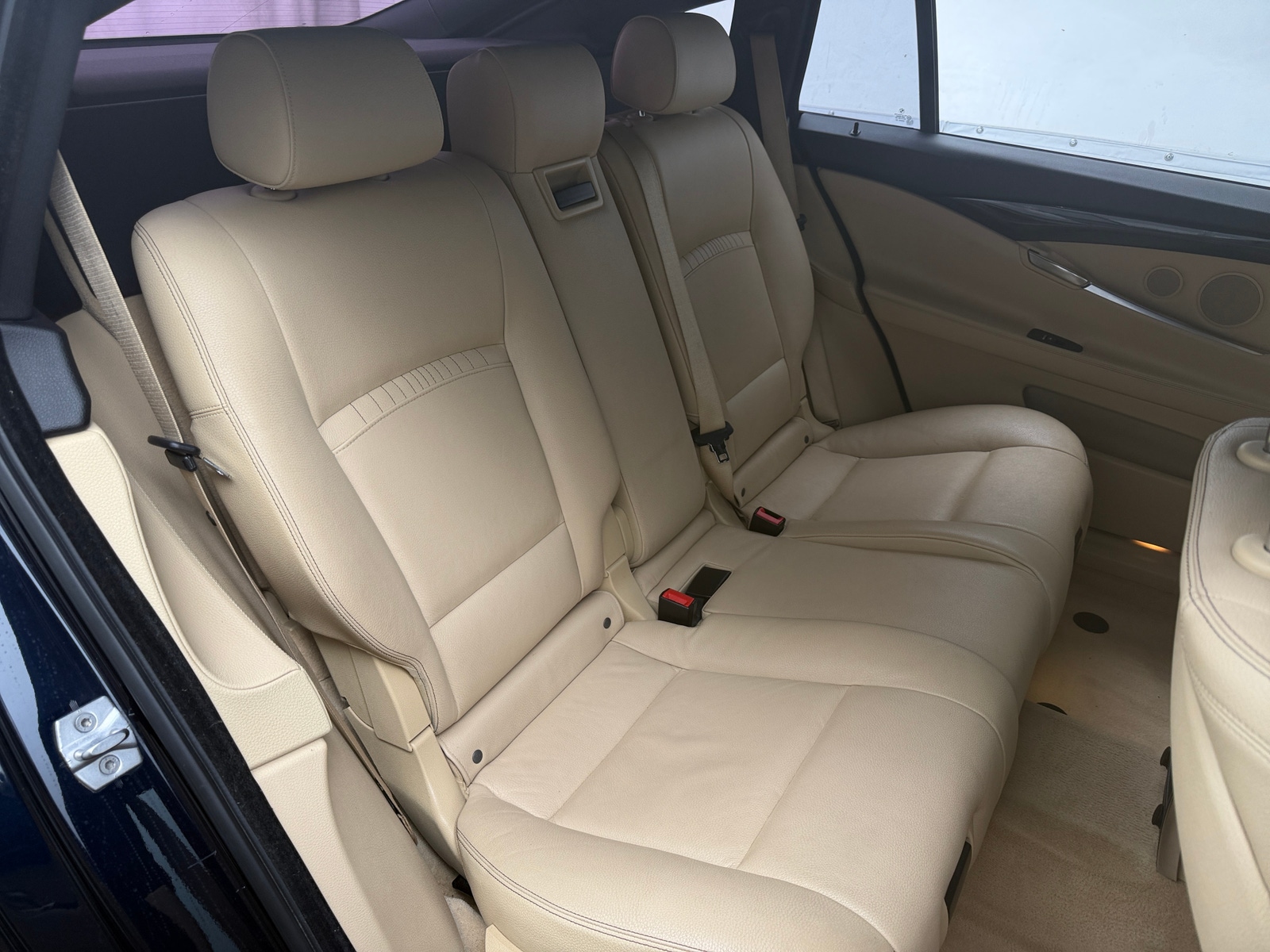 Thumbnail: 2016 BMW 5 Series - 5