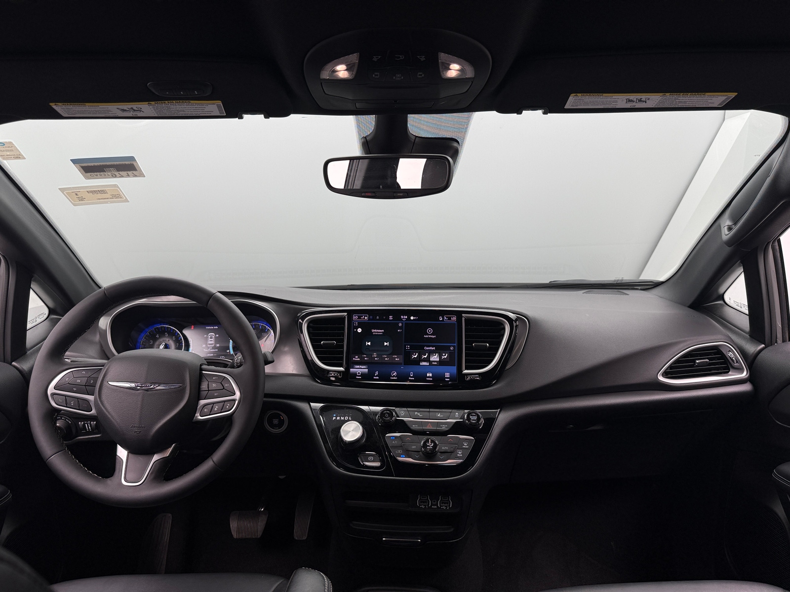 Thumbnail: 2025 Chrysler Pacifica - 2