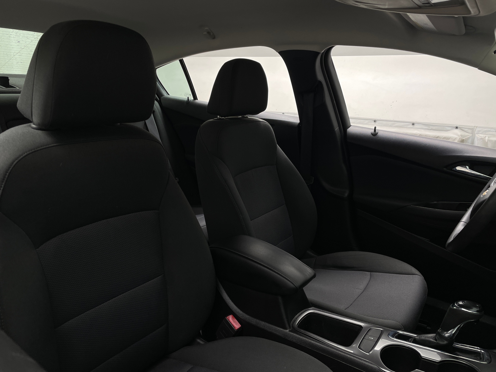 Thumbnail: 2018 Chevrolet Cruze - 2