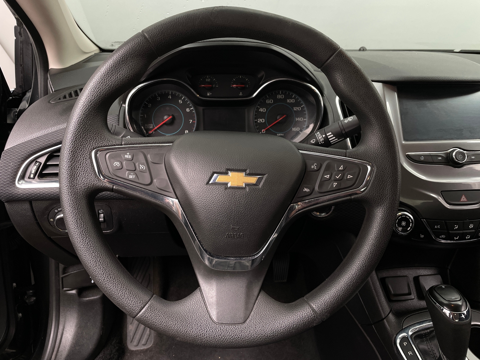 Thumbnail: 2018 Chevrolet Cruze - 5